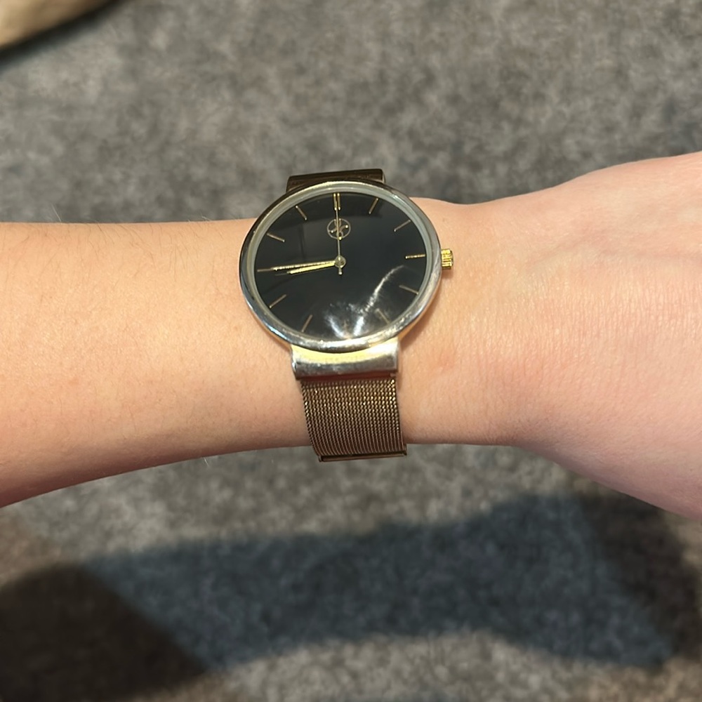 Women’s Fortune NYC Gold Watch, sleek, black watch face, adjustable band